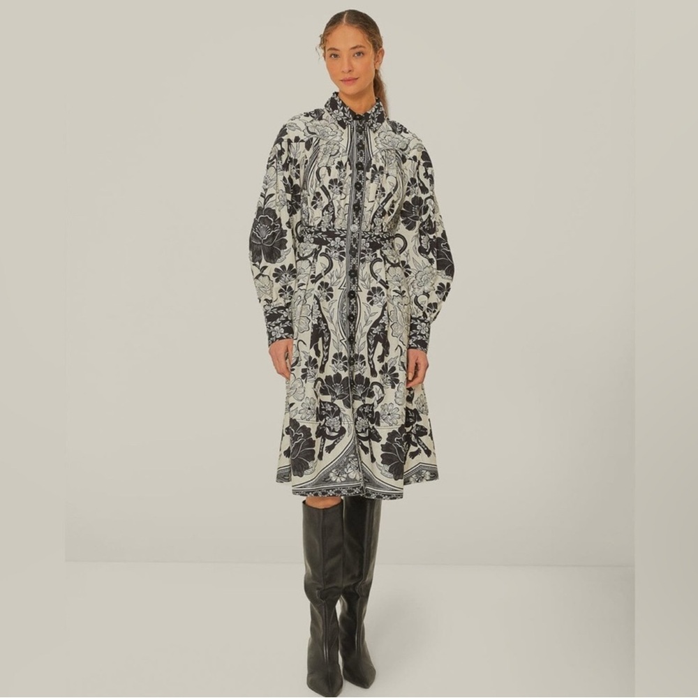 FARM Rio Black and White Floral Long Sleeve Dress